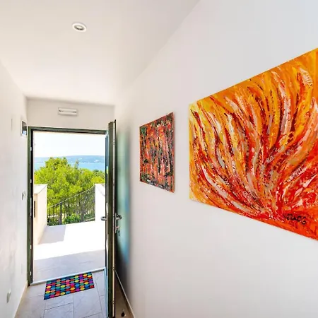 Dreamview & Heated Pool At Lucija 1 Apartment