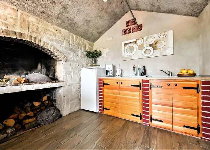 Dreamview & Heated Pool At Lucija 1 Apartman *