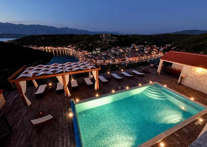 Dreamview & Heated Pool At Lucija 1 *