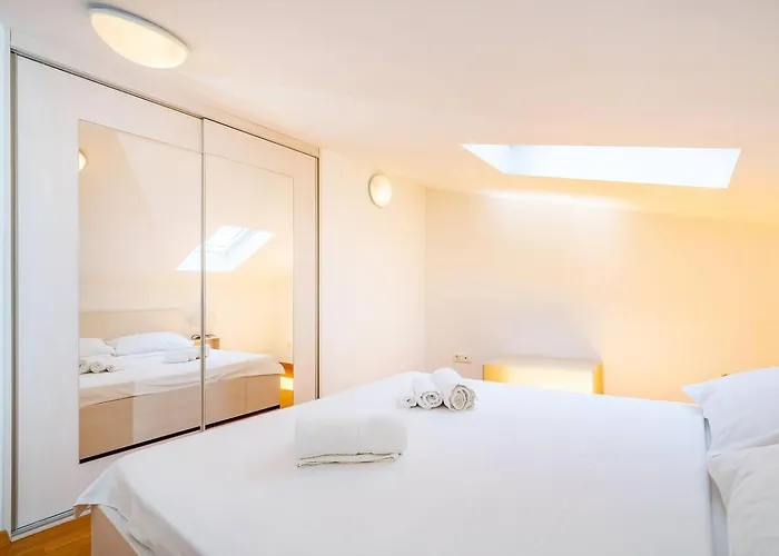 Dreamview & Heated Pool At Lucija 1 * Новиград-Далмация