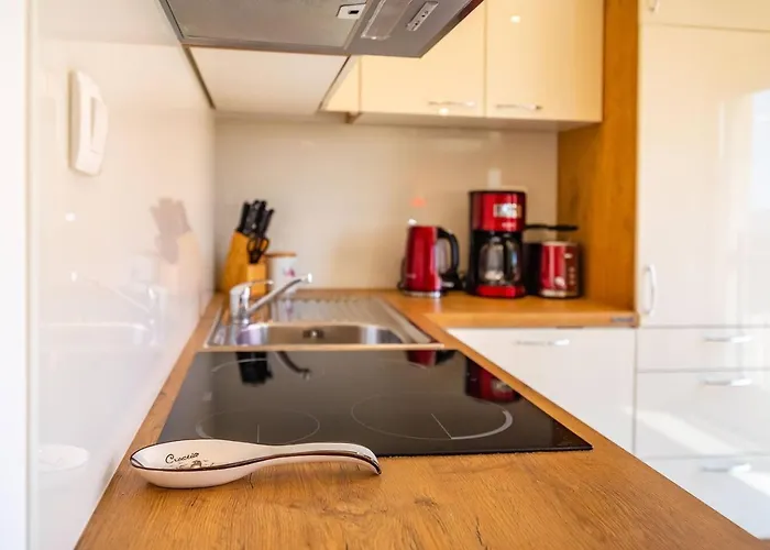 Dreamview & Heated Pool At Lucija 1 Apartman *