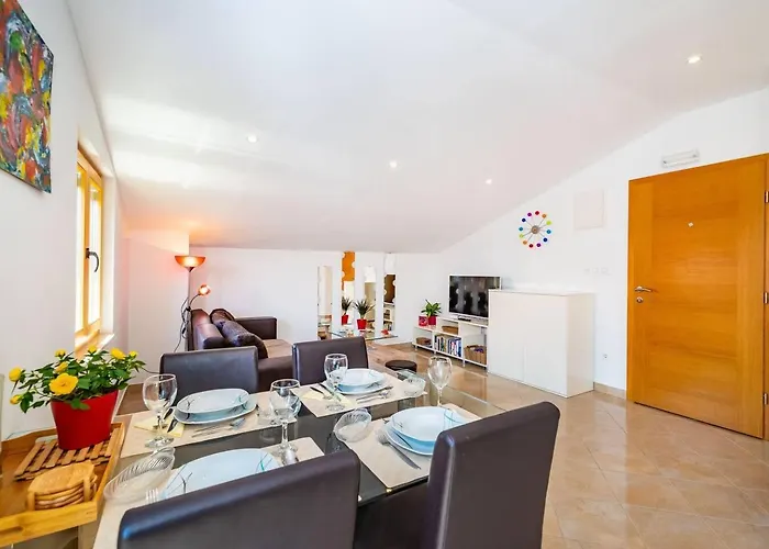 Апартаменты Dreamview & Heated Pool At Lucija 1